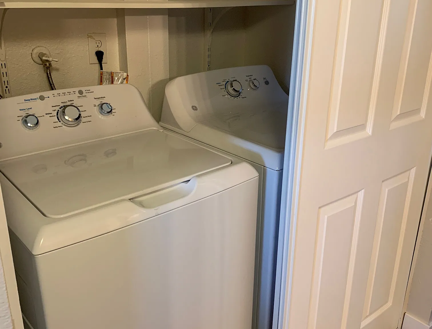 Courtview Apartments — Photo 4