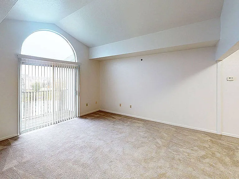 Tracy Creek Apartment Homes — Photo 15