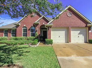 1801 Jasmine Hollow Ln, Pearland, TX 77581