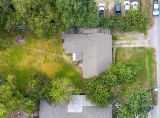 130 Airway Dr, Houston, TX 77037