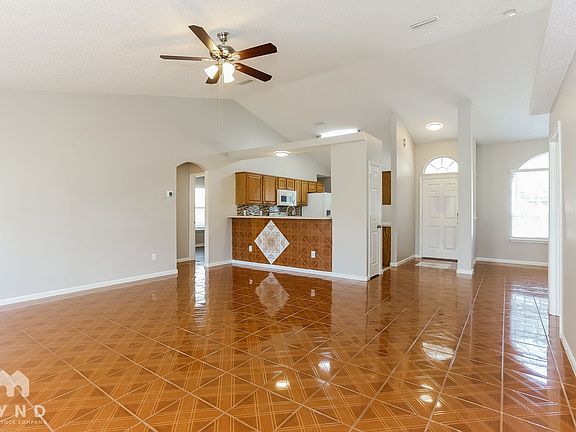 2nd image of 1122 Summer Springs Dr