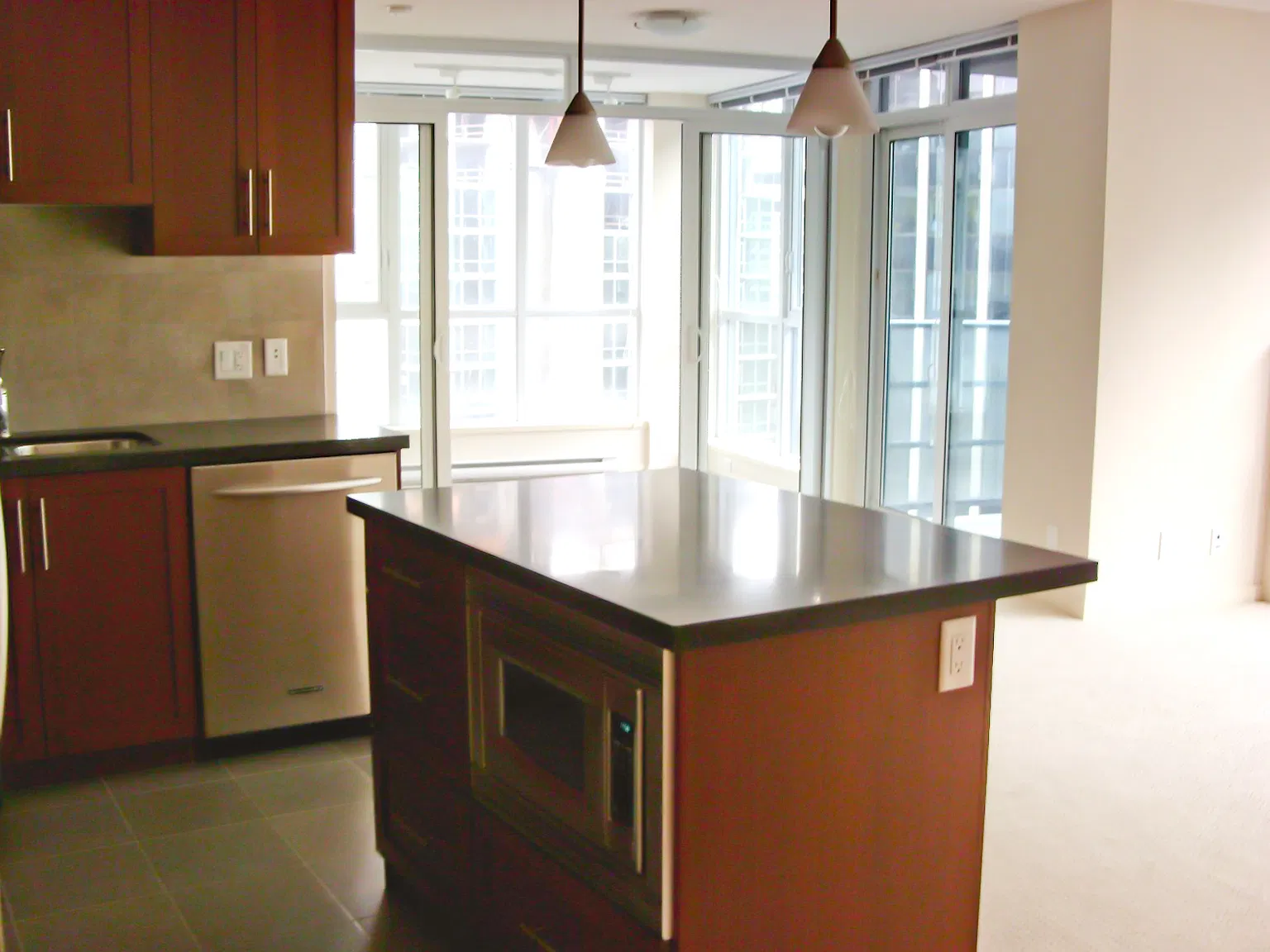 1189 Melville Street Vancouver — Photo 3