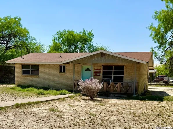 1079 Trinity Street, Eagle Pass, TX 78852
