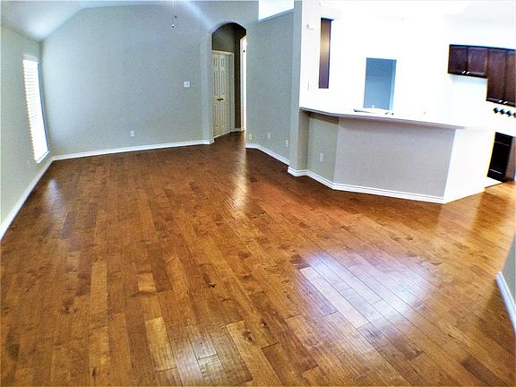 5th image of 3425 Marsalis Ln