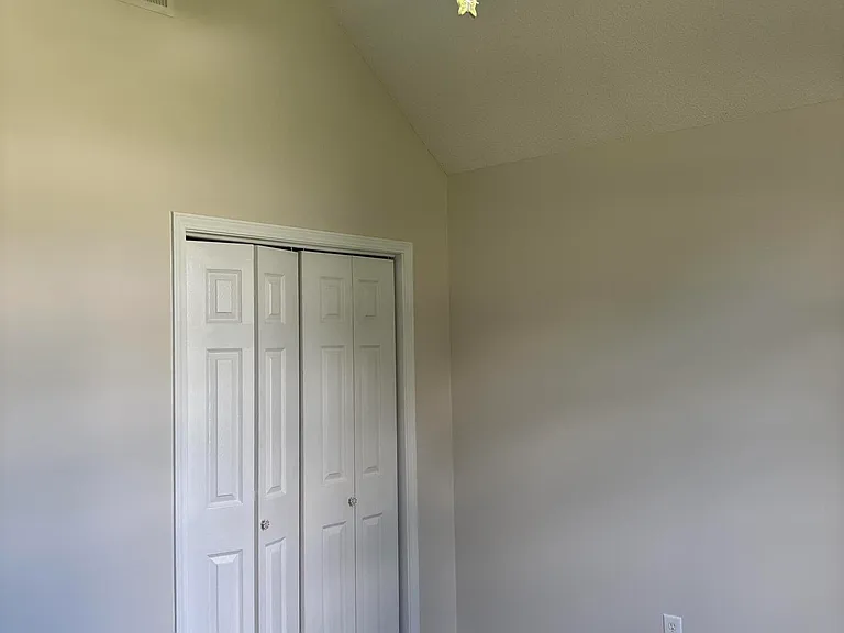 20 Walden Cir — Photo 52