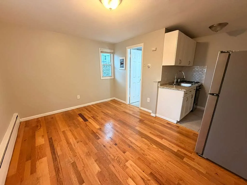 Studio, $1,295 — Photo 2