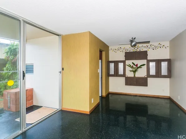 1555 Pohaku St APT A101, Honolulu, HI 96817