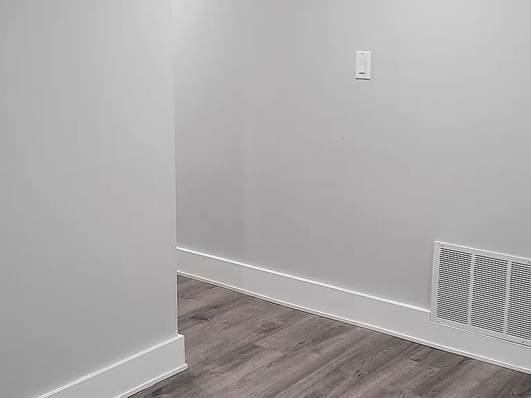 622 N Main St #4 — Photo 6