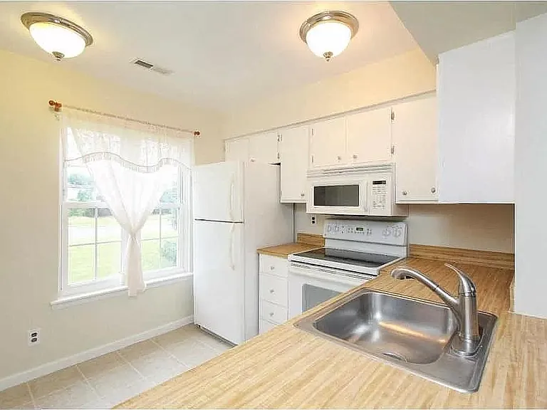 314 Willow Turn #B — Photo 26