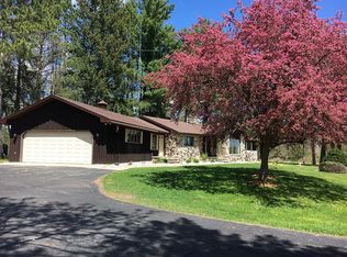 N885 Spring Lake Estates Dr, Neshkoro, WI 54960