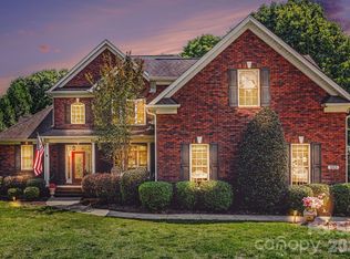 163 Evening Shadow Rd, Lake Wylie, SC 29710