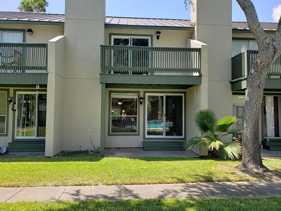 1st image of 302 Saint Andrews St APT 102J