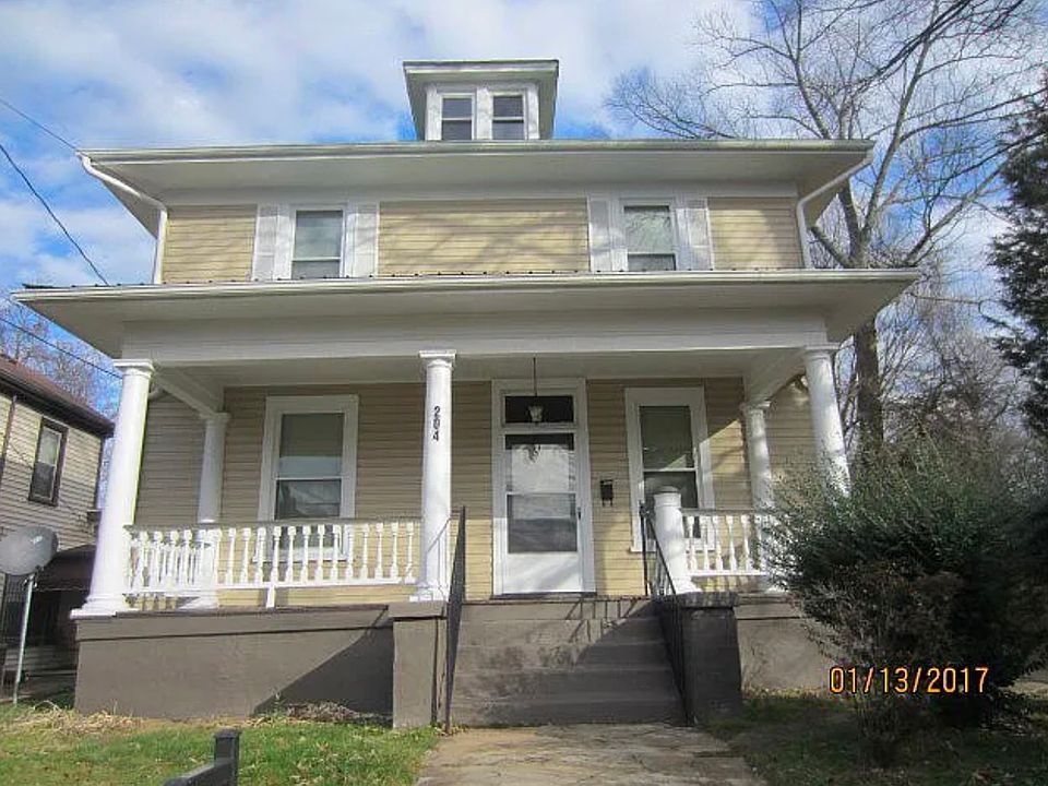 1st image of 204 Holbrook St