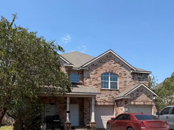 9907 Lynnwood Dr, Baytown, TX 77521