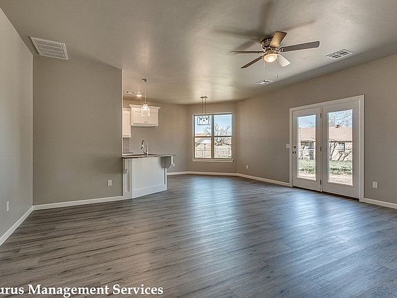 3rd image of 1083 Mulbury Mansion