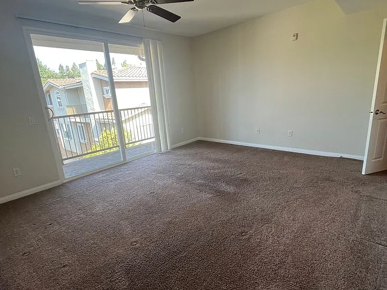 13045 Evening Creek Dr #43 — Photo 18