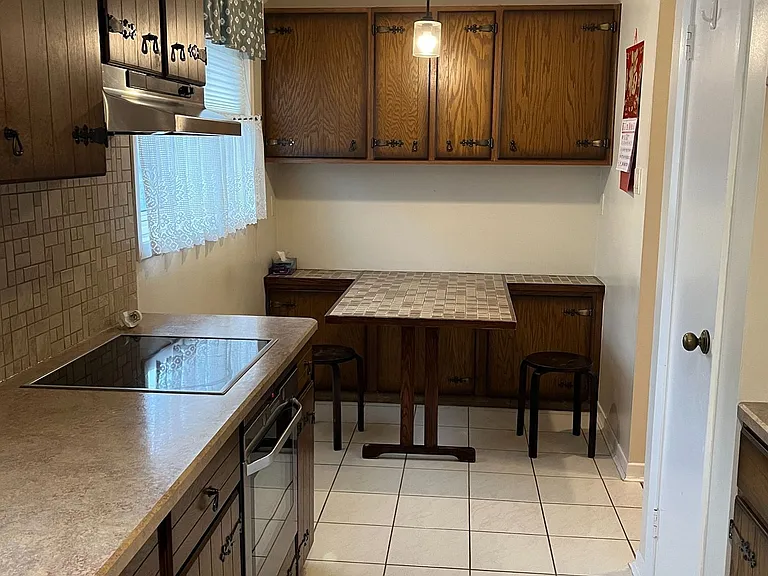 21 Sego Royalway — Photo 7
