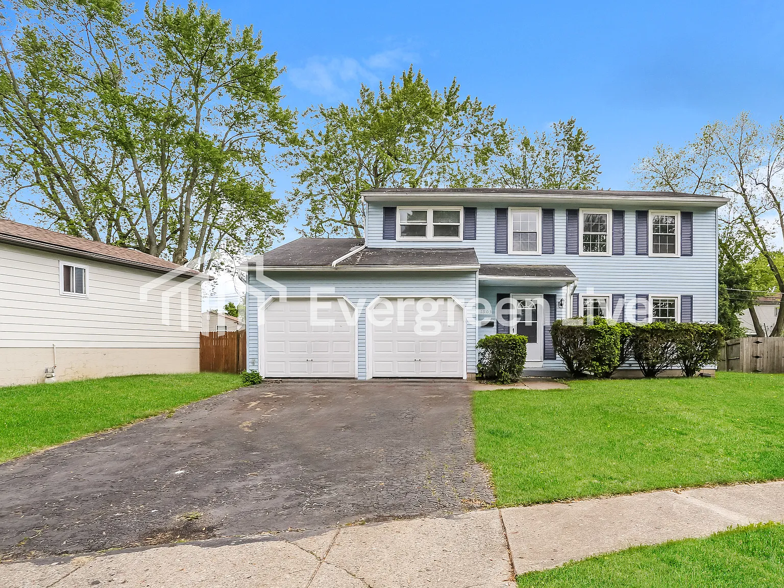 4 bed, 1.5 bath, 1884 sqft, $1,895 — Photo 1