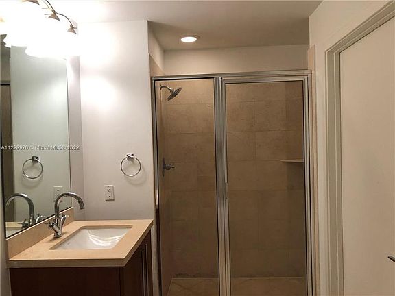 4th image of 1111 SW 1st Ave #Uph4024