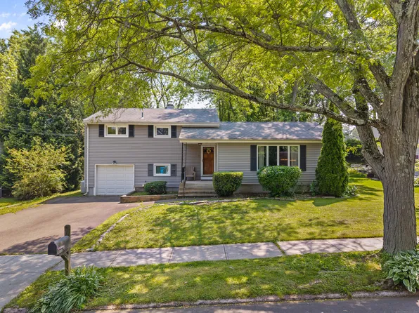 50 Carroll Road, Hamden, CT 06517