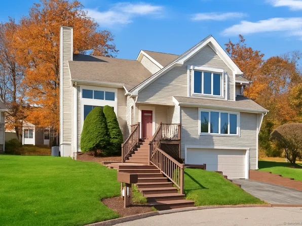 16 Scenic Hill Road #16, Shelton, CT 06484