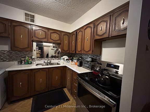 5th image of 460 Ontario St #202