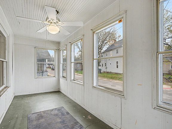 2nd image of 190 S Shore Dr