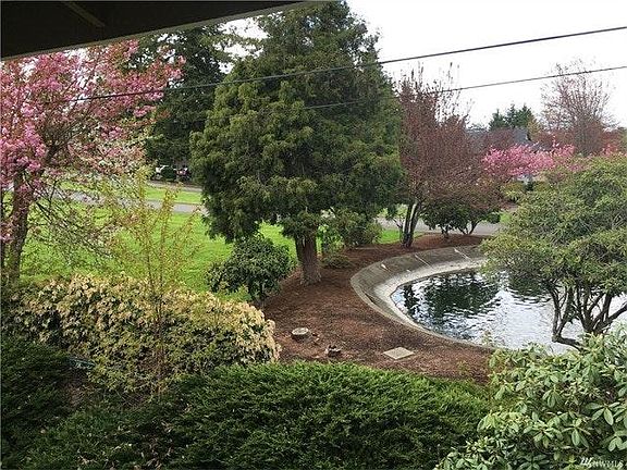 2nd image of 14110 SE 17th Pl APT D4