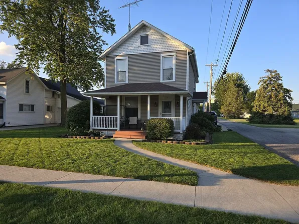 124 W Maple St, Deshler, OH 43516