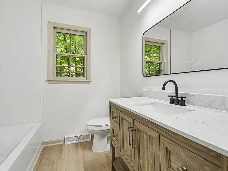 130 Sandtrap Rd — Photo 23