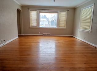 135 E Autumn Ln, East Peoria, IL 61611