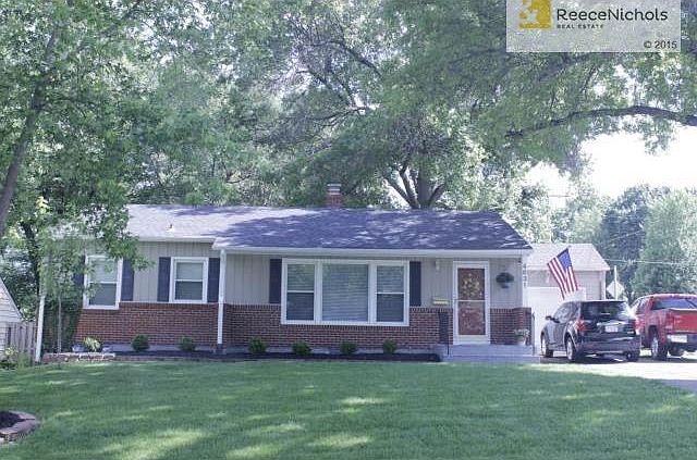 Perfect location!  Close to Plaza and Downtown.