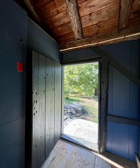 Main St — Photo 16