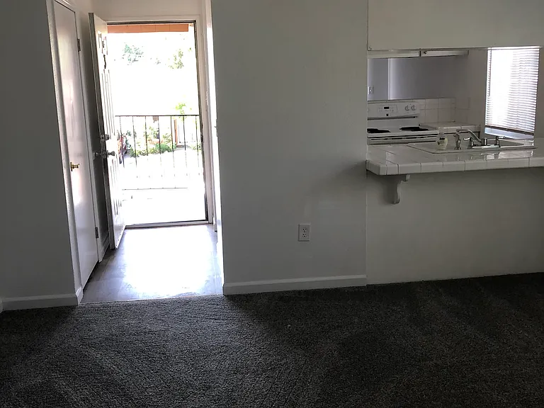 2156 Oakmont Way #1 — Photo 15