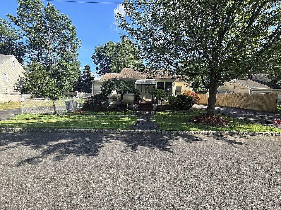 2nd image of 190 Allentown Rd