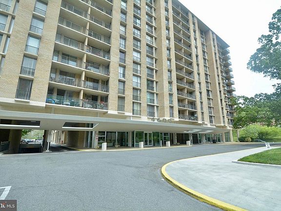 3rd image of 4600 S Four Mile Run Dr APT 626