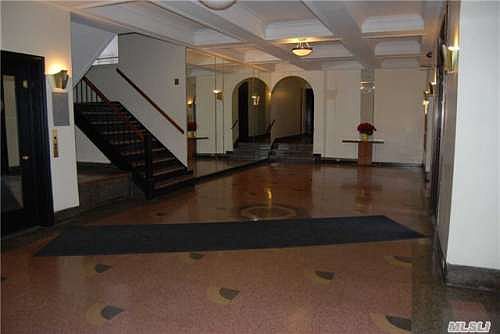 3rd image of 3524 72nd St #4I