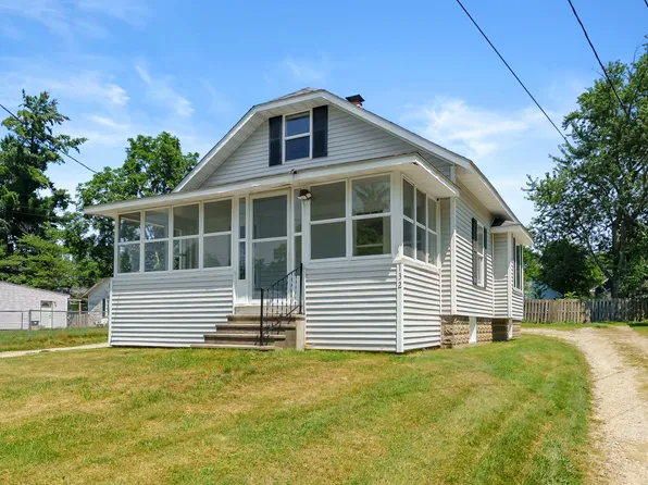 132 & 130 Gilkison Ave, Kalamazoo, MI 49006