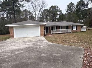 80 Lillie Dr, Sumter, SC 29153