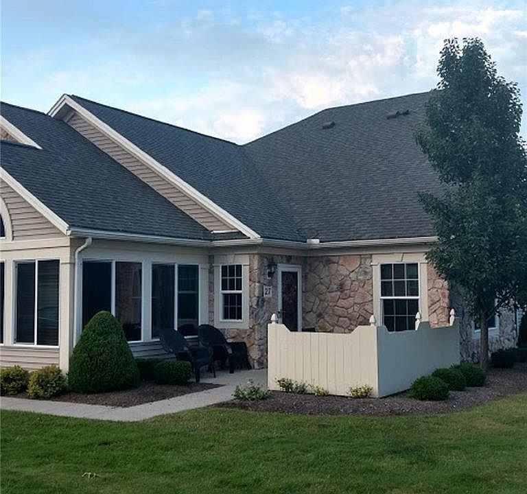 2nd image of 27 Maple Center Rd