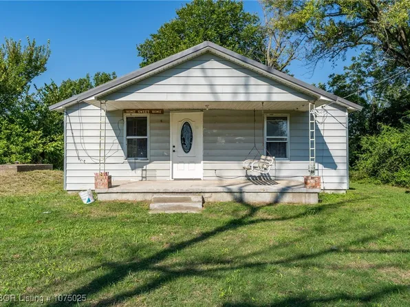 555 N Shiloh Rd, Sallisaw, OK 74955