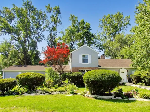 (undisclosed Address), Des Plaines, IL 60016