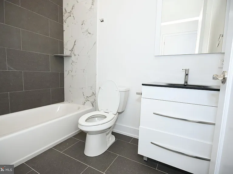 6164 Ridge Ave #66-302 — Photo 5
