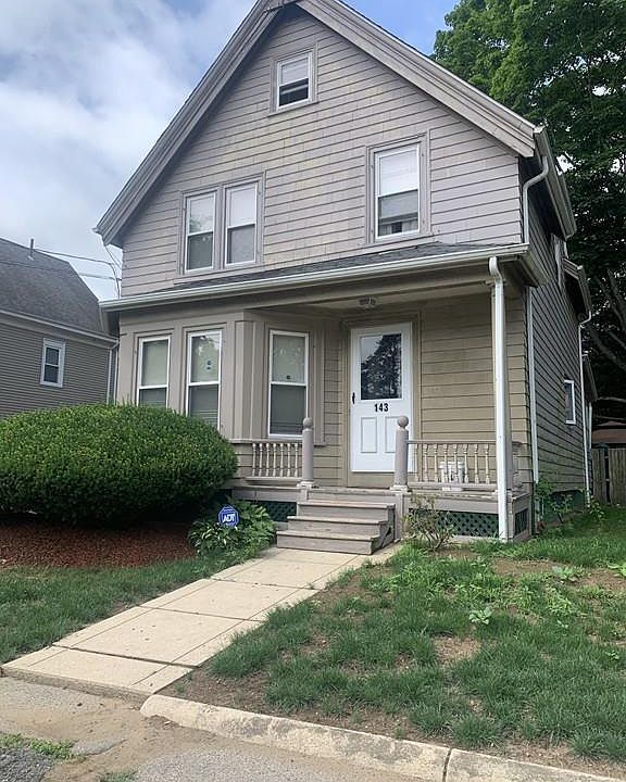 1st image of 143 S Leyden St