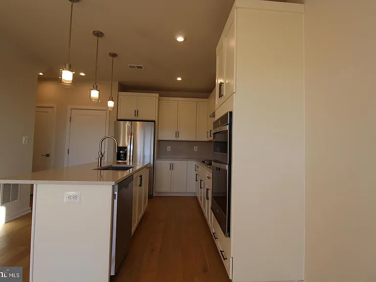 22383 Roanoke Rise Ter — Photo 10
