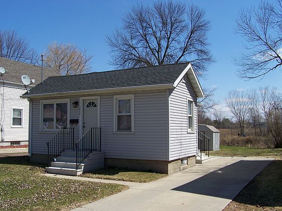 3rd image of 1417 Bismarck St