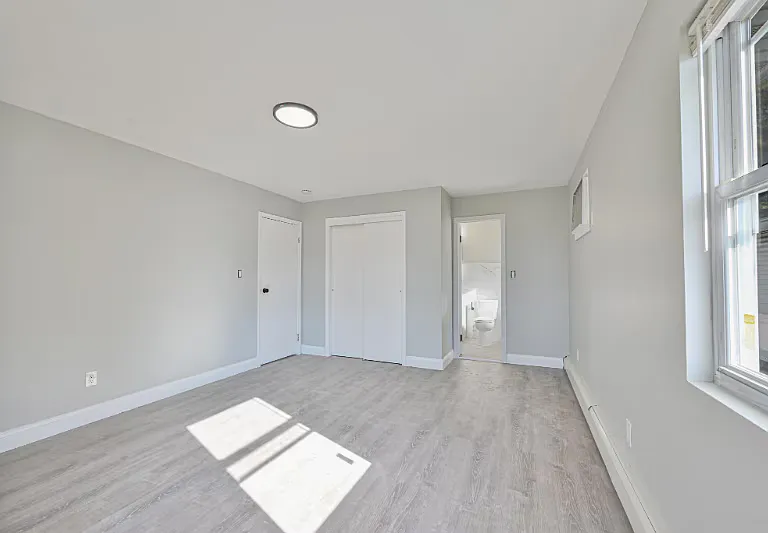 137-22 Bedell St #2 — Photo 2