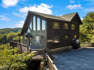 2634 Sawmill Branch Dr, Sevierville, TN 37862