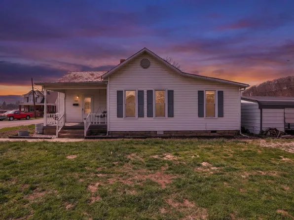 1080 Church St, Logan, OH 43138