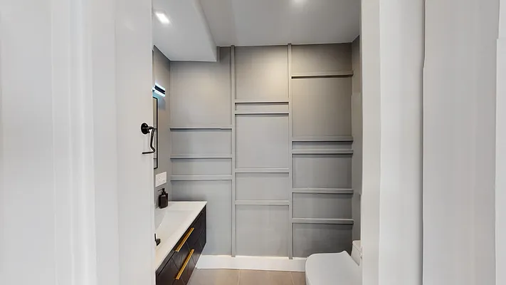 Sold by Platt New York | media 7